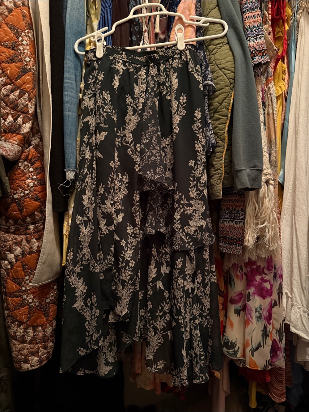 BCBGMaxAzria Black Floral High-Low Tiered Skirt